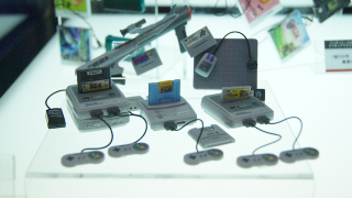 Illustration for article titled From Teeny Game Machines to Plastic Monsters, Have a Look at The Tokyo Toy Show!